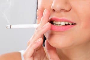 Blanqueamiento dental para fumadores