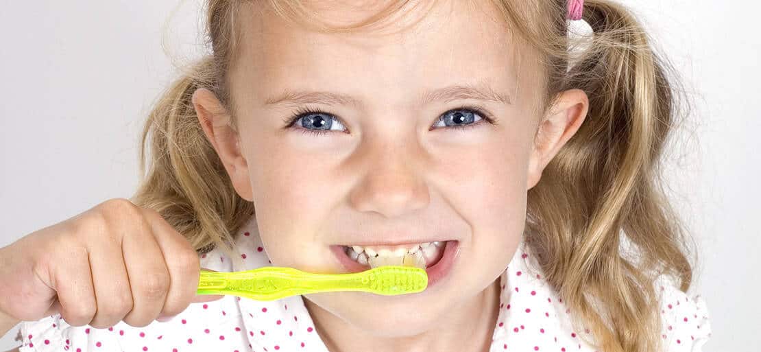 Sabemos qué pasta de dientes debemos usar con nuestros hijos?