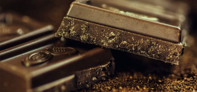 Chocolate negro en el blanqueamiento dental