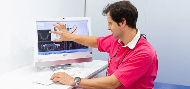 Cirugía de implantes dentales