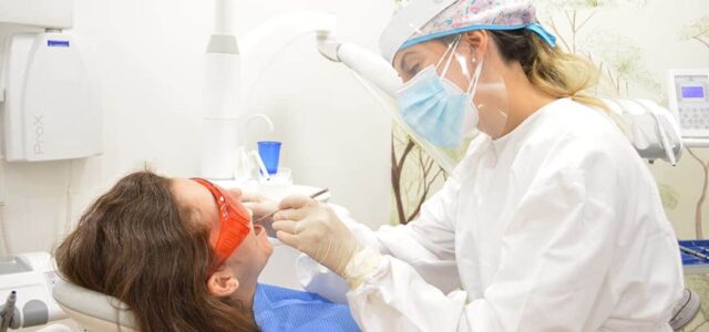 Tratamiento dientes sensibles Cómo quitar la sensibilidad dental