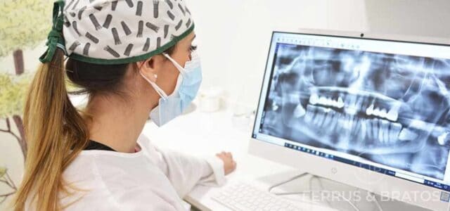 Curar la periimplantitis