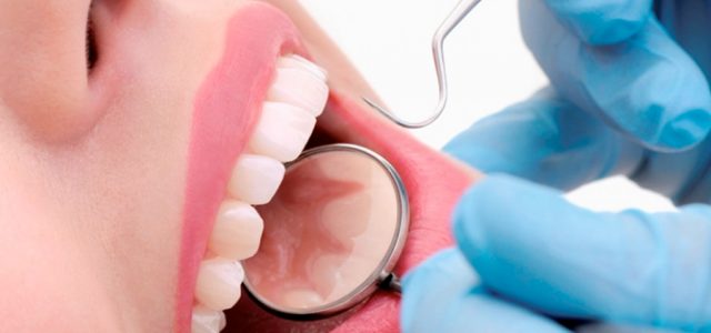 Cureta periodontal para raspados o curetajes