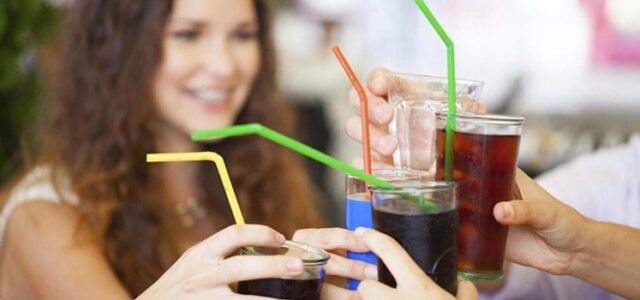 Refrescos son malos para los dientes Efectos de los refrescos en los dientes