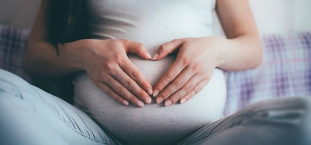 Salud dental en embarazadas ¿Cómo debo cuidar mis encías durante el embarazo?