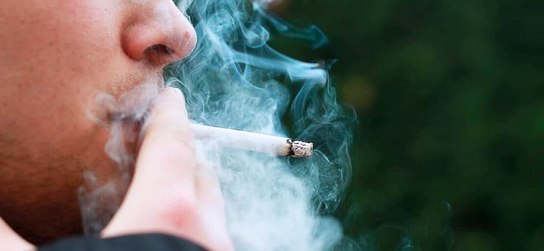 Los 3 peores efectos del tabaco tu boca |