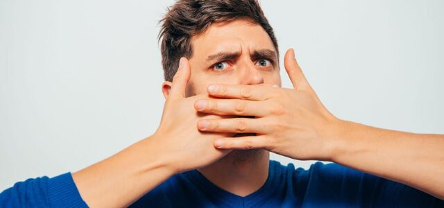 Mal aliento garganta Halitosis en la boca