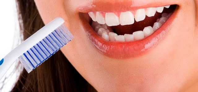 Limpieza para dientes torcidos