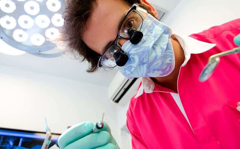 TAC para implantes dentales