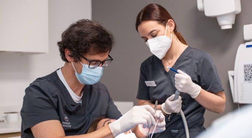 implantes-sinhueso implantes-poco-hueso