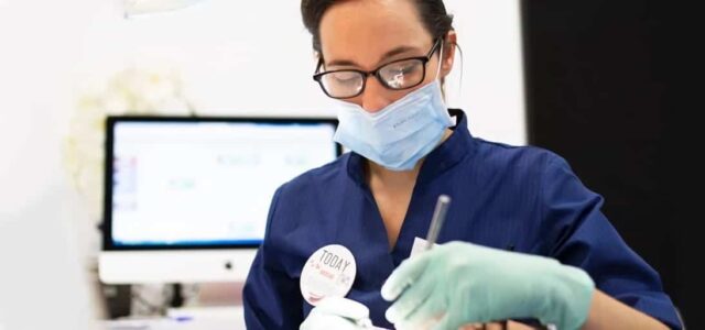 Higienista dental Profilaxis bucal