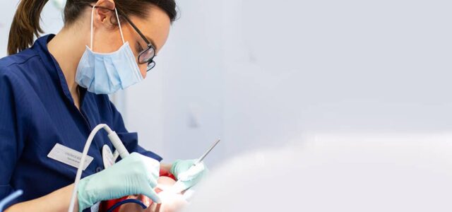 Limpieza dental precio Cuánto cuesta una higiene dental