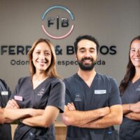 Aparecen los doctores de Ferrus & Bratos, la mejor clínica de ortodoncia invisible