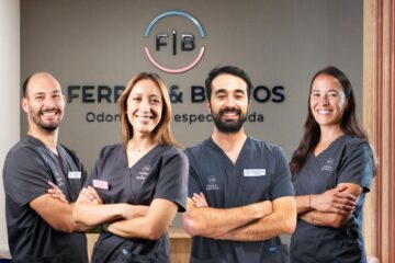 Aparecen los doctores de Ferrus & Bratos, la mejor clínica de ortodoncia invisible