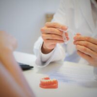 ortodoncia invisible para adultos en madrid