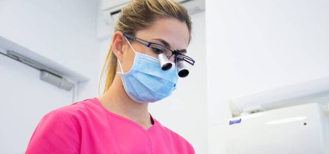 Pericoronaritis qué es Pericoronaritis