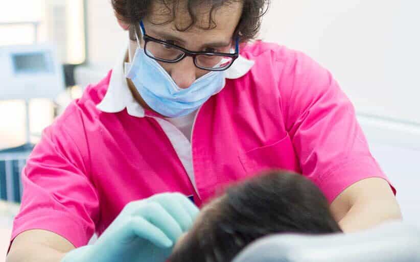 Puente dental o implante Es mejor un puente o un implante