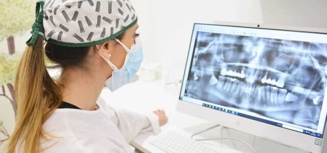 Qué es el rechazo de un implante Síntoma del rechazo de un implante dental