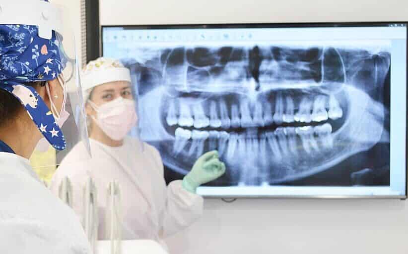 Cómo saber si un dentista es bueno